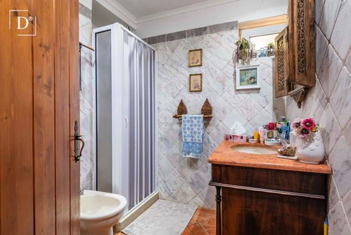 Image No.18-4 Bed Villa for sale