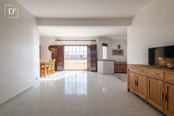 Image No.10-4 Bed Villa for sale