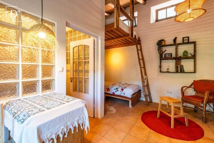 Image No.10-3 Bed Villa for sale