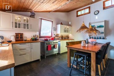 1-12319-a6143ebb3cb0547d86cbab874af8e5c603a53