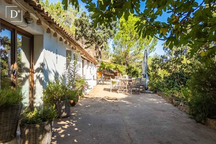 Image No.25-3 Bed Villa for sale