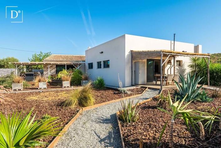 Image No.1-3 Bed Villa for sale