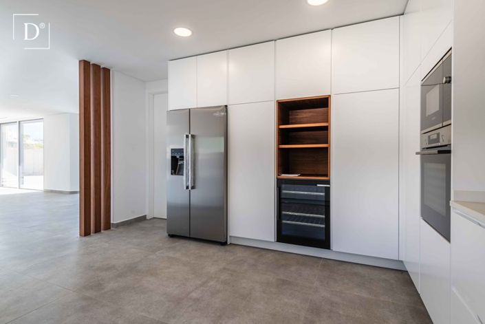 Image No.6-4 Bed Villa for sale