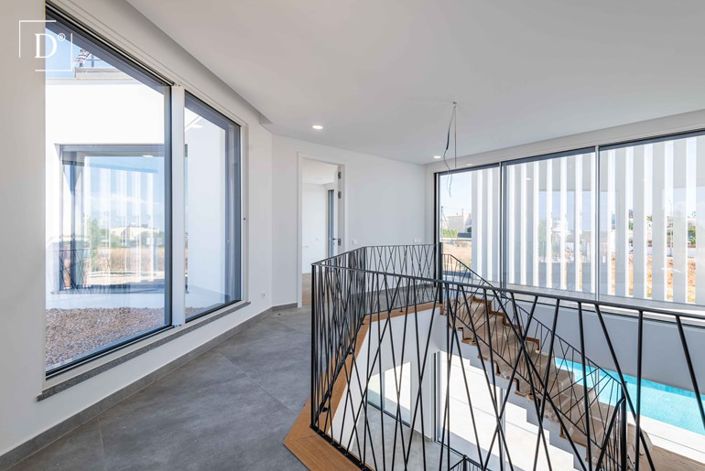 Image No.18-4 Bed Villa for sale