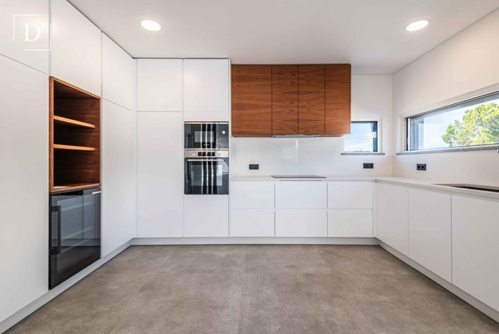 Image No.7-4 Bed Villa for sale