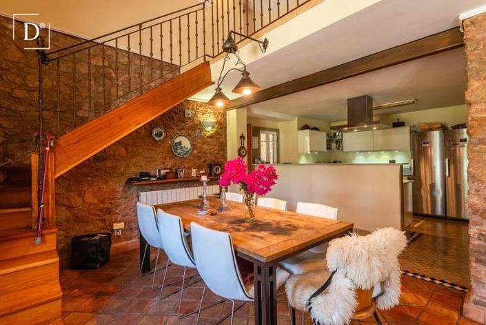 Image No.15-9 Bed Villa for sale