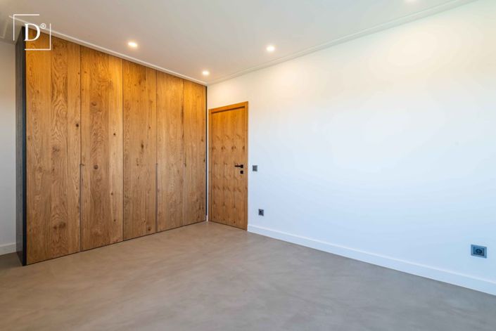 Image No.23-5 Bed Villa for sale