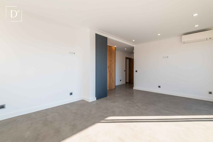 Image No.32-5 Bed Villa for sale