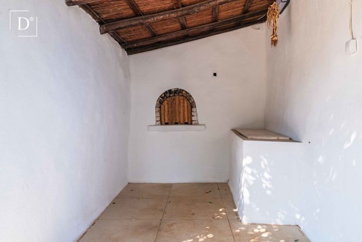 Image No.25-2 Bed Villa for sale