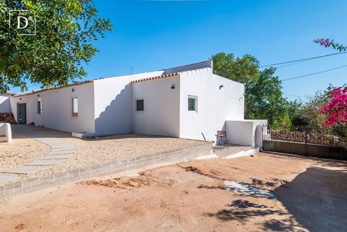 Image No.26-2 Bed Villa for sale