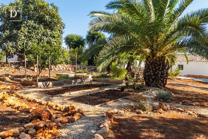 Image No.32-2 Bed Villa for sale