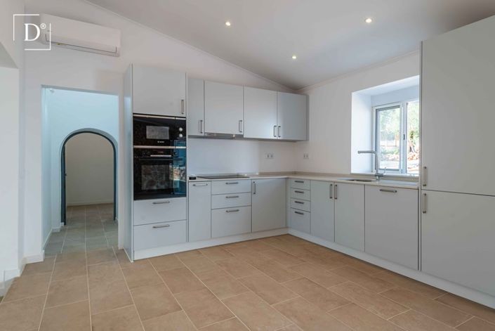 Image No.5-2 Bed Villa for sale