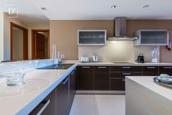 Image No.10-3 Bed Apartment for sale