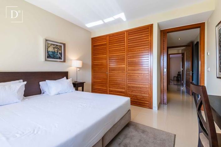 Image No.15-3 Bed Apartment for sale