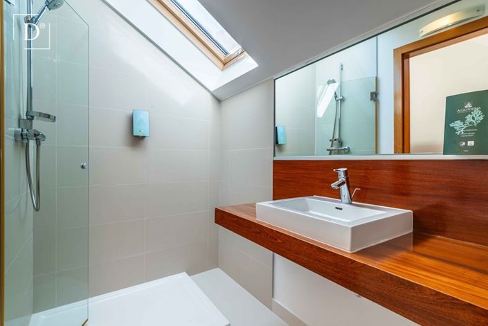 Image No.20-3 Bed Apartment for sale