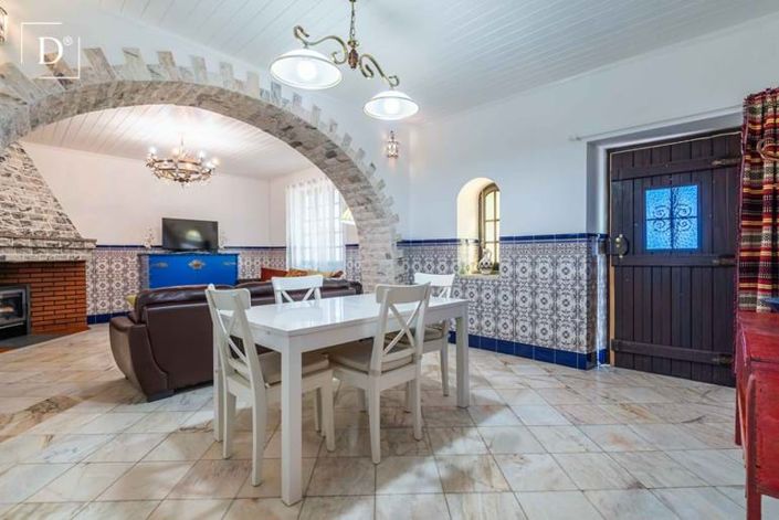 Image No.17-2 Bed Villa for sale