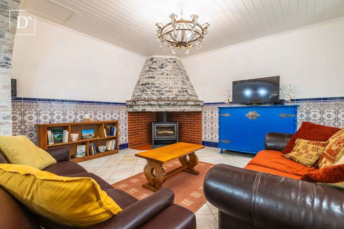 Image No.18-2 Bed Villa for sale