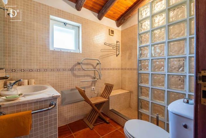 Image No.14-2 Bed Villa for sale