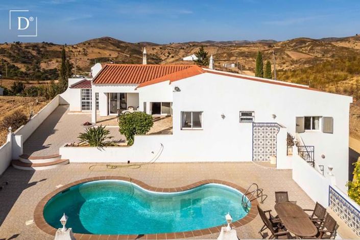 Image No.1-3 Bed Villa for sale