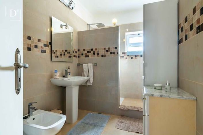 Image No.14-3 Bed Villa for sale