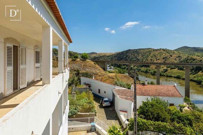 Image No.20-2 Bed Apartment for sale