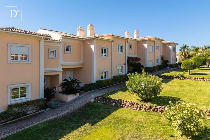 Image No.32-3 Bed Townhouse for sale