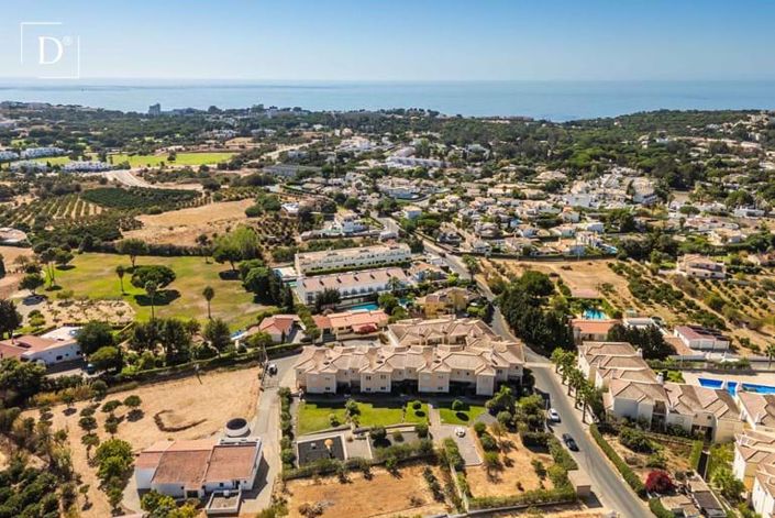 Image No.34-3 Bed Townhouse for sale