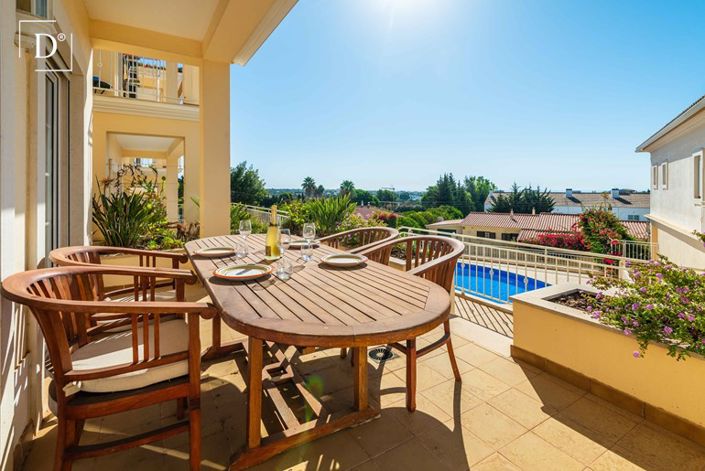 Image No.4-3 Bed Townhouse for sale