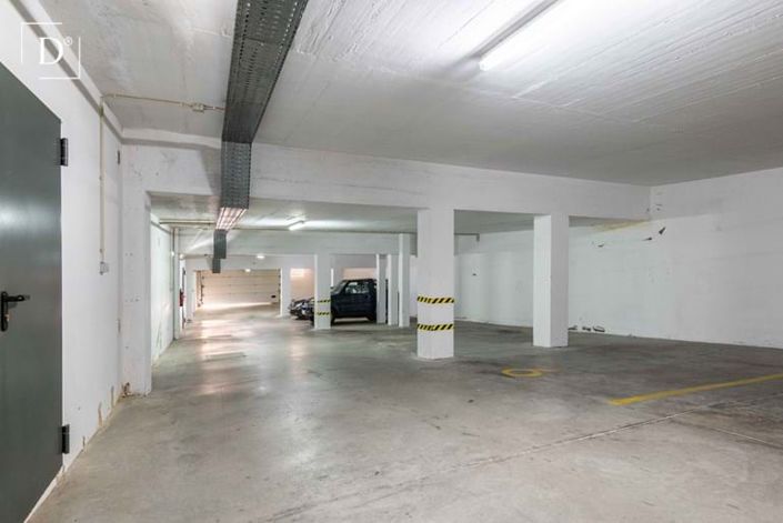 Image No.41-3 Bed Townhouse for sale