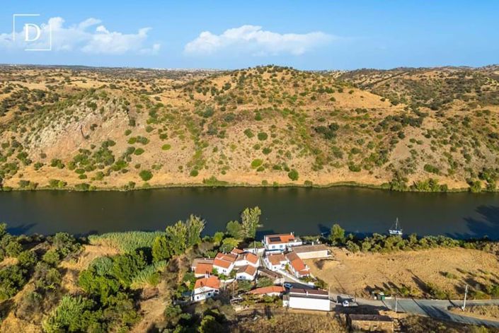 Image No.8-4 Bed Villa for sale