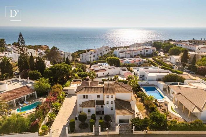 Image No.33-4 Bed Villa for sale