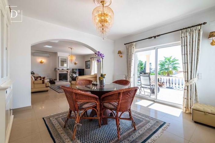 Image No.9-4 Bed Villa for sale