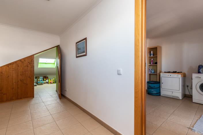 Image No.26-5 Bed House for sale