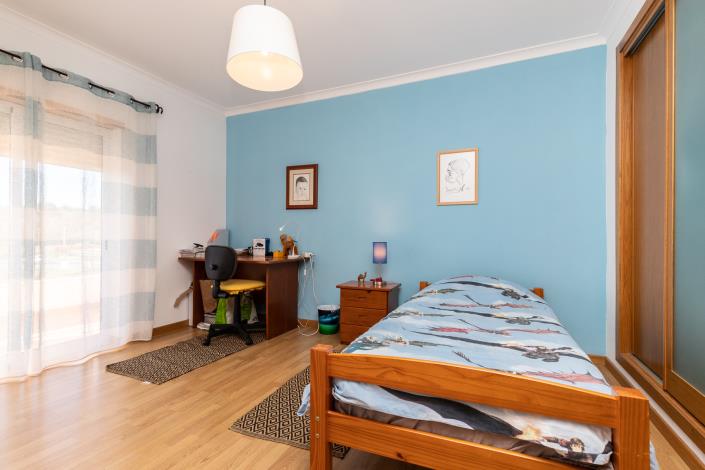 Image No.20-5 Bed House for sale