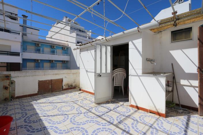 Image No.29-6 Bed House for sale