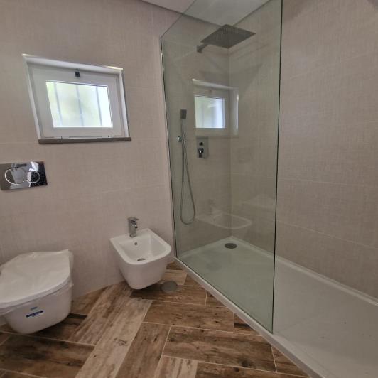 Image No.7-2 Bed House for sale