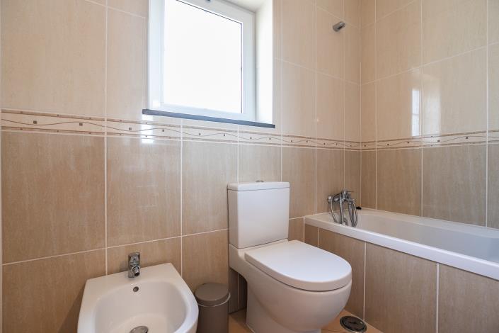 Image No.32-5 Bed Villa / Detached for sale