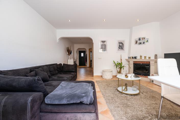 Image No.2-3 Bed Townhouse for sale