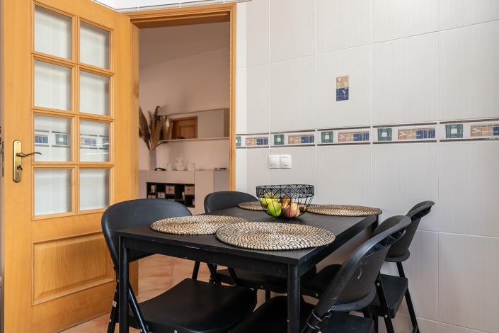 Image No.12-3 Bed Townhouse for sale