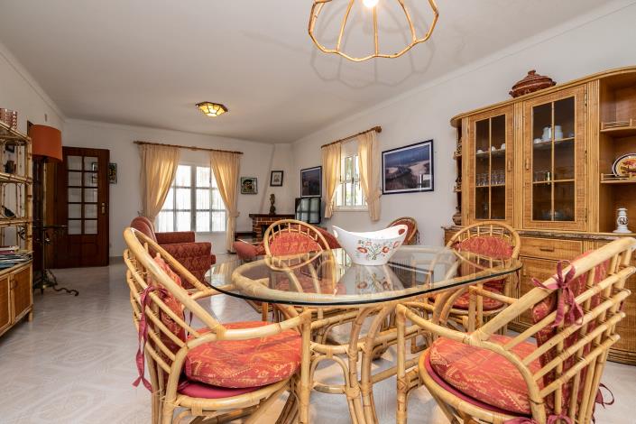 Image No.8-3 Bed Semi-Detached for sale