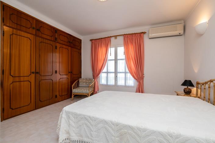 Image No.19-3 Bed Semi-Detached for sale