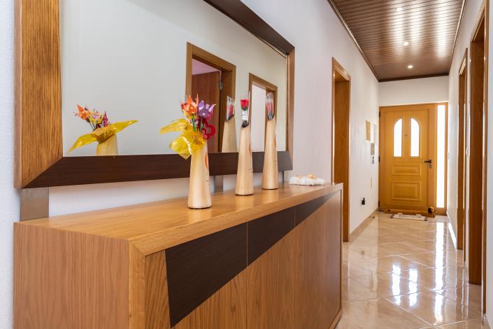 Image No.23-4 Bed Villa / Detached for sale