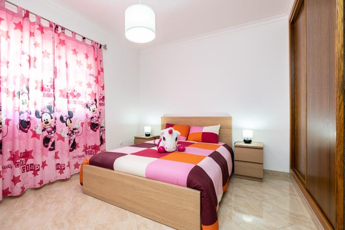 Image No.27-4 Bed Villa / Detached for sale