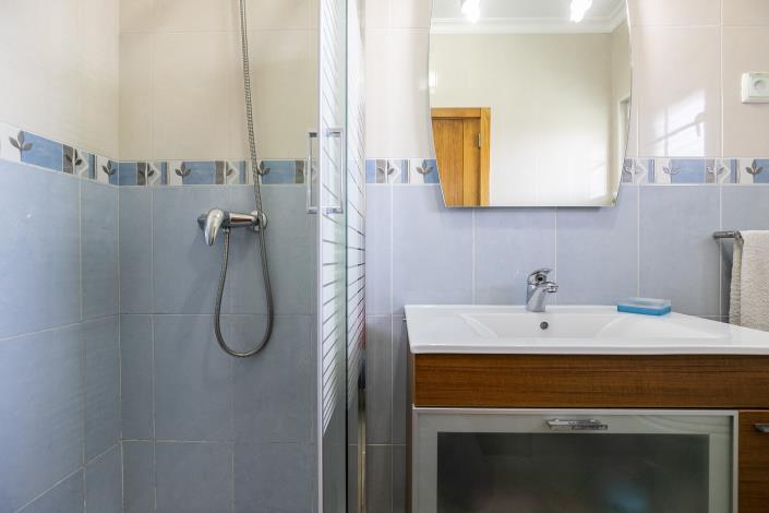 Image No.29-4 Bed Villa / Detached for sale