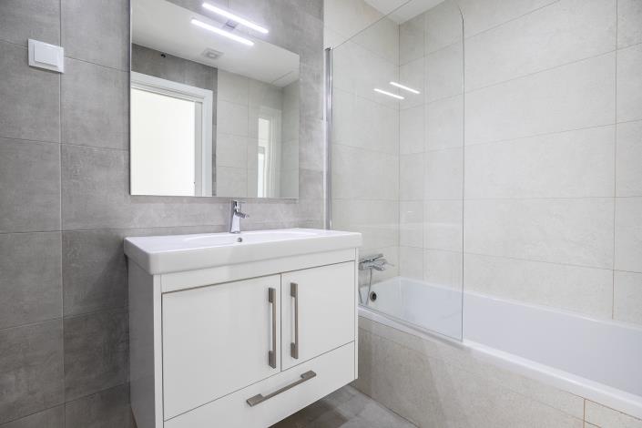 Image No.35-4 Bed Villa / Detached for sale