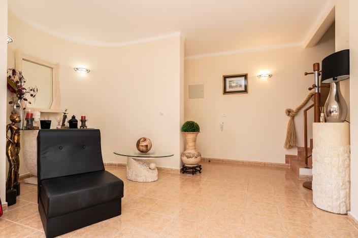 Image No.4-3 Bed Semi-Detached for sale