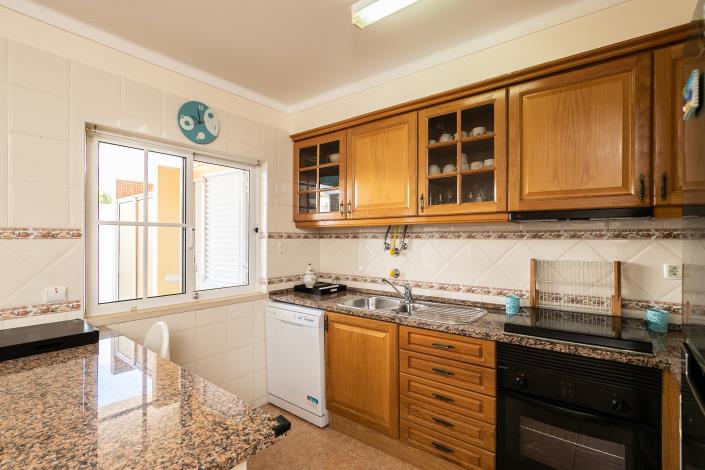 Image No.11-3 Bed Semi-Detached for sale