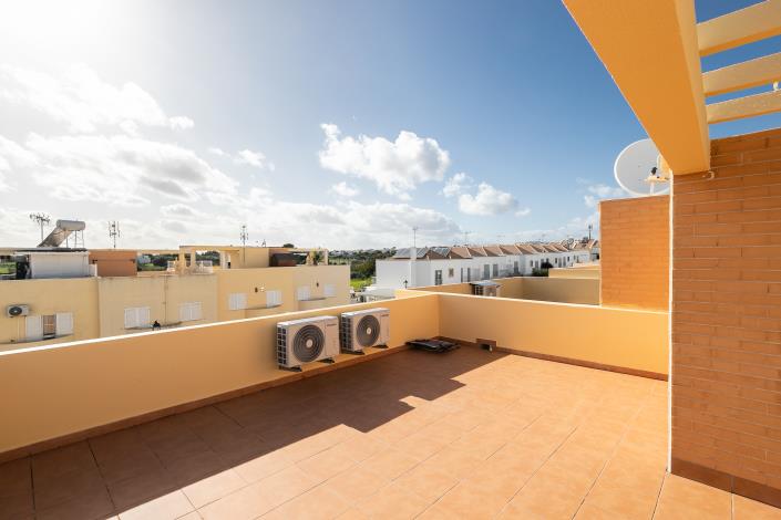 Image No.15-3 Bed Semi-Detached for sale