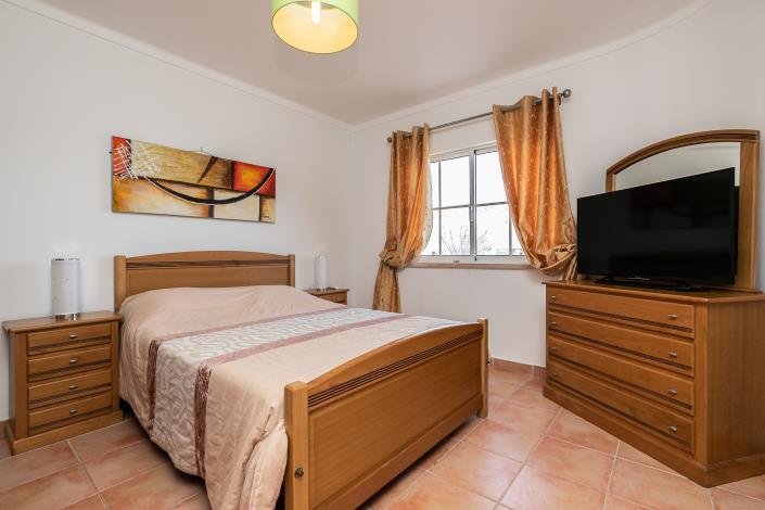 Image No.23-3 Bed Semi-Detached for sale