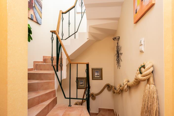 Image No.24-3 Bed Semi-Detached for sale